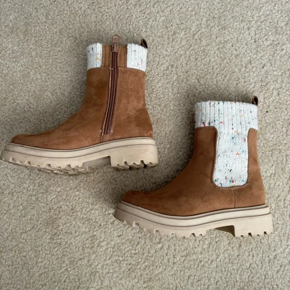 Cat & Jack Brown Ankle Boots with Knit Cuffs - Picture 3 of 5